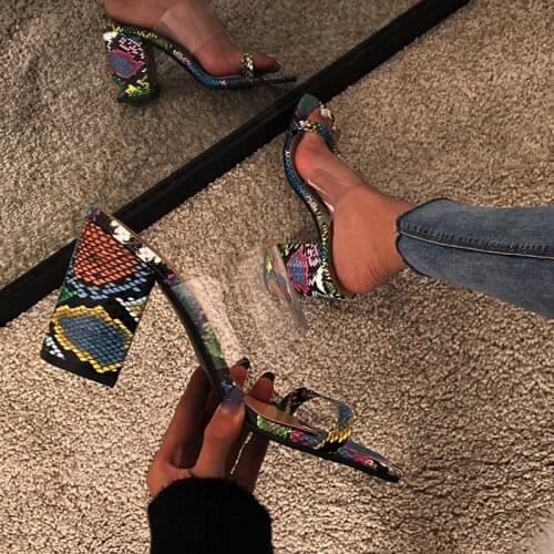 2021 summer leisure PVC slippers women flip flop high-heeled stripes fashion wild waterproof platform slippers outdoor plus size