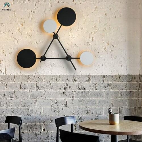 Modern Triangle 4 Light Led Wall Lamp Painted Metal Living Room Lustre Led Scones Led Luminaria Fixtures Led Wall Lighting