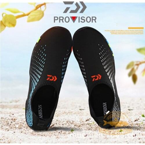 2020 Daiwa Mens Fishing Breathable Diving Shoes Spring, Autumn, Summer Beach Swimming Wading Stretch Cloth Swimming Soft Shoes