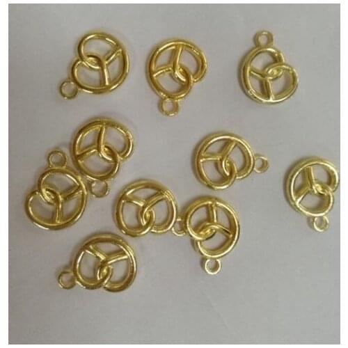 30pcs GOLD tone pretzel design charms H0010