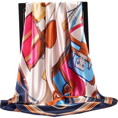2021 Autumn Fashion 90X90CM Kerchief Female Sunscreen Silk Scarves Popular Dustproof Square Bandanna Luxury Colour Print Shawls