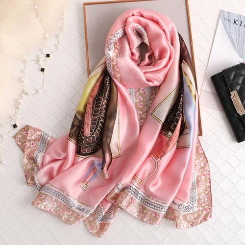 2019 luxury brand Women 100% Silk scarf Beach Shawl and Echarpe Hijab Wrap Designer scarves female beach stole bandana