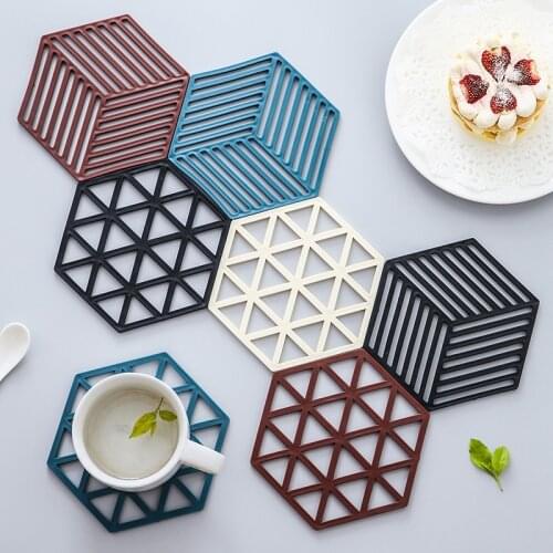2PCS Silicone Tableware Insulation Mat Bohemia Style Non-slip Cup Mat Heat Insulation Table Mat Coffee Cup Coaster Hexagon Mats