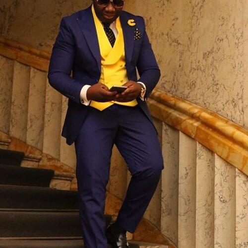 2019 Customize Peak Lapel Groom Tuxedos Navy Blue Men Suits Yellow Double Breasted Vest Wedding Prom Best Man Blazer 3 Pieces