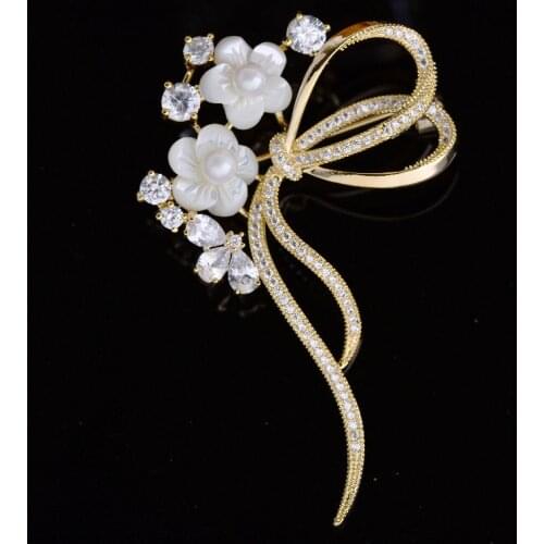 Elegant Shell Flower Brooch Creative Temperament AAA Cubic Zirconia Bowknot Brooches Women Clothing Accessories Corsage Jewelery