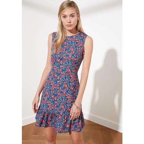 Trendyol Flower Decorated Dress TWOSS20EL1234