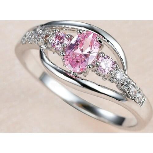 Elegant Pink Oval Stone Ring Luxury Crystal Zircon Rings For Women Wedding Jewelry Vintage Fashion Silver Color Engagement Ring