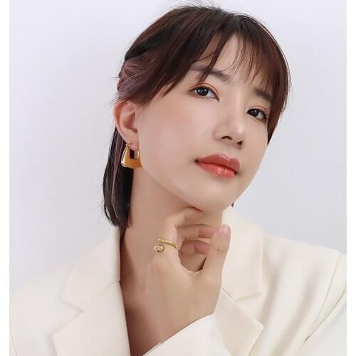 YAONUAN Vintage Light Luxury Gold Plated Earrings For Women U-shaped Titanium Steel Bright Hoop Earrings Party Fashion Jewelry