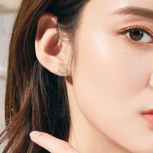 1 Pair Women Elegant Lightweight Earring Heart-shaped Fashion Jewelry Alloy Woman Ear Studs Jewelry Gift for Dating