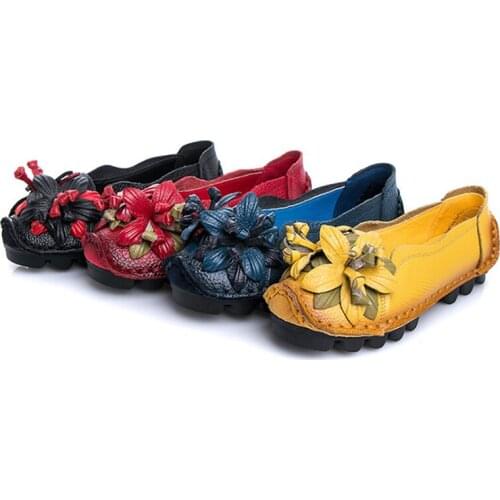 2020 Retro National Style Flat Shoes Leather Soft Bottom Comfortable Mom Shoes Leather Spring Beanie Shoes Women