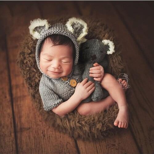 D0AF 2pcs Newborn Infant Knitted Beanie Hat with Animal Koala Doll Toy Photo Props