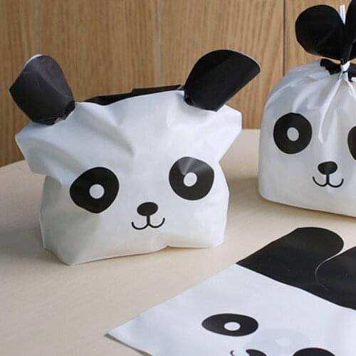 20PCS 15x18+6cm Cute Cartoon Panda Plastic Bag For Wedding Party Favor Biscuit Candy Cookie Food Bags Gift Packaging Pouches