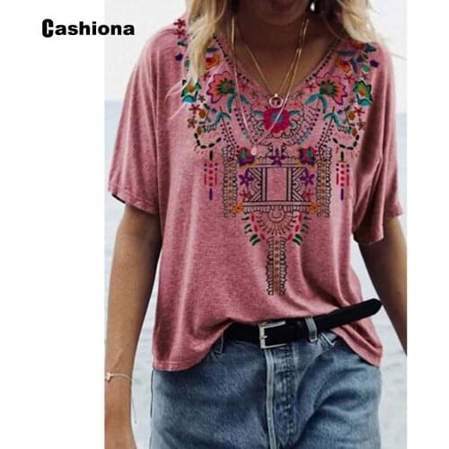Plus size 4xl 5xl Women Elegant Leisure Casual T-shirt Model Boho Print V-neck Loose Womens Top 2021 Summer Tees shirt Femme