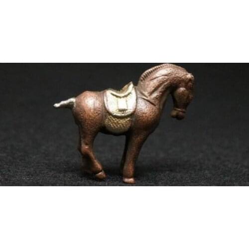 Collection of Ming and Qing old objects, bronze horse sculpture, gilded horse to successful waist drop red bronze Zodiac horse