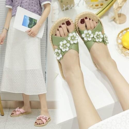 Slippers Women Summer New Online Celebrity Flower Girls Sandals Flat Non-Slip Wear Casual Fashion Student Slippers Women 2021