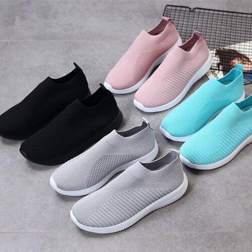 Women Shoes Slip On White Sneakers For Vulcanized Shoes Flat Kick Comfy Casual Sports Breathable Walking Flat Zapatillas Mujer