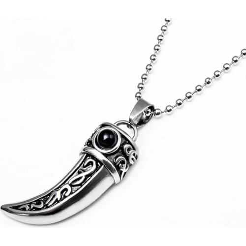 Wolf Tooth Pendant Fashion Silver Color Wolf Totem Black Gems Agate Pendant Motorcycle Party Men Women Pendant Punk Jewelry