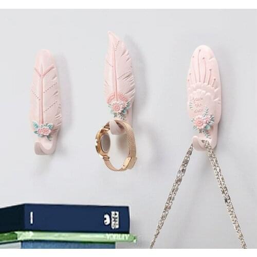 Creative Feather Shape Wall Hooks Home Decoration Storage Resin Wood Grain Storage Rack Bedroom Door After Coat Hat Hanger Hook