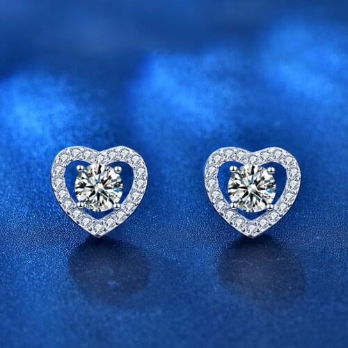 Moissanite Earring 50 Points 1.8g White Diamond 925 Silver Earrings For Women Korean Style Wedding Party Jewelry Love Ear Studs