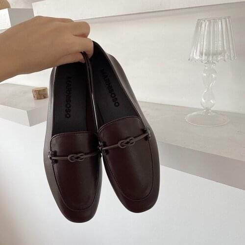 New 2020 Women England Square Toe Leather Pumps Shoes Female Vintage Metal Buckle Single Shoes Ladies Casual Low Heels Pumps