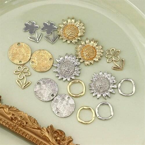 Retro style 50pcs/lot cartoon sunflowers/irregular rounds shape alloy floating locket charms diy jewelry earring accessory