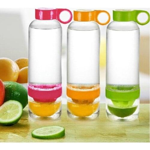 1 piece Vibrant Bottle Cup Squeezing Juice Lemon Cup