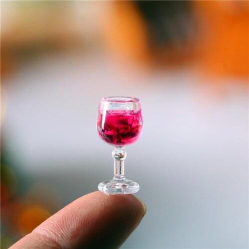 4Pcs Funny Dollhouse Wine Glasses Stylish Stylish Premium Texture Dollhouse Wine Glasses Ornament