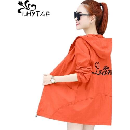 UHYTGF Hooded Thin Sun Protection Clothing Women New Fashion Embroidered Casual SummerJacket Anti-UV Breathable Female Coat 1628