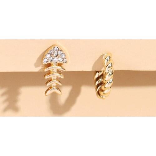 LUNA CHIAO Fashion Jewelry Accessories Fish Shape Cooper Casting Mini Stud Huggies Hoops Unmatch Earrings Set for Women