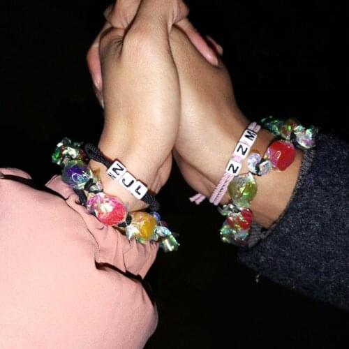 2021 New Customizable Letter Magnetic Catche Couple Bracelet Black Pink 1-7 Letters Elastic Bracelet Jewelry Wholesale