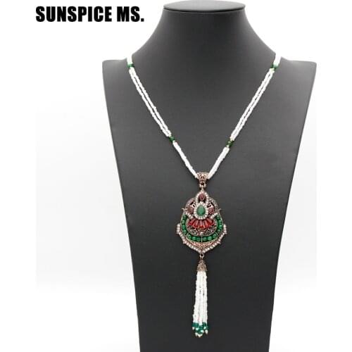 Vintage Nigeria Women Green Bead Long Necklace Hollow Flower Tassels Sweater Chain Ethnic Turkish India Antique Festival Jewelry