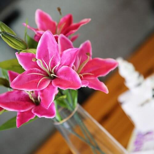 63 cm 2 Heads 1 Berry Artificial Flowers Silk Lily Tiger Orchid Plastic Branch for Home Wedding Decoration Garden Decor Flores