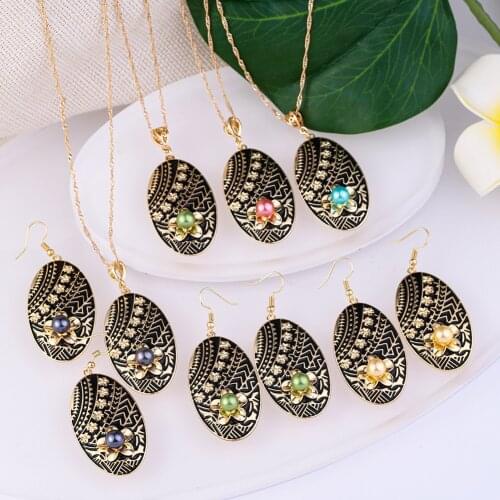 Hawaiian Fashion Jewelry Sets Vintage Ethnic Multicolor Pearl Plumeria Flower Pendant Necklaces Earrings Set Wholesale for Women
