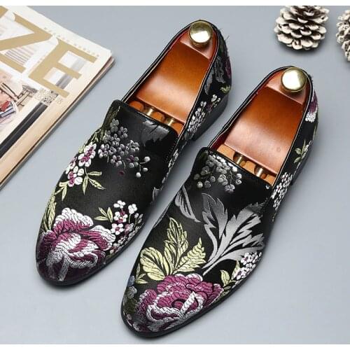 Plus Size 37-48 Men Exquisite Embroidery Leather Shoes 2020 Colorful Handmade Formal Wear Shoes Fashion Man Casual Flats