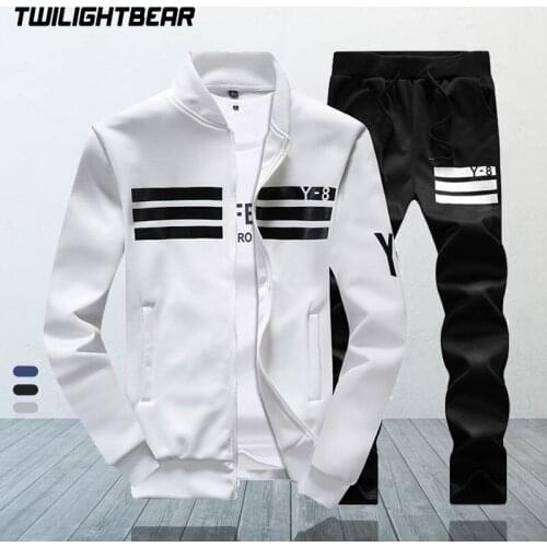 Twilight Bear Men's Sports Hoodies