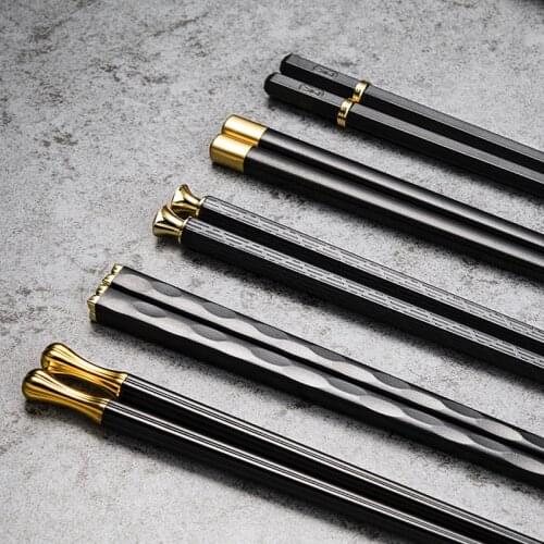 5 Pairs Japanese Chopsticks Set High Quality Black Korea Metal Sushi Chopsticks Reusable Non-slip Design Sushi Sticks Tableware