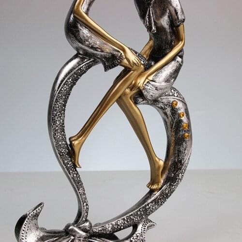 27cm Resin Love Couple Figurines European Crafts Creative Living Room TV Cabinet Bedroom Home Decoration Accessories Gift