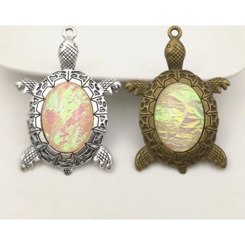 SIXTY TOWFISH Vintage Pendants