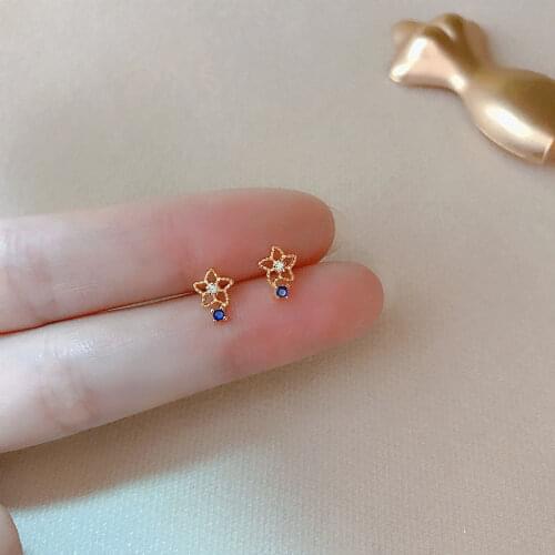 VENTFILLE 925 Sterling Silver Blue Flower Mini Earrings with Diamonds