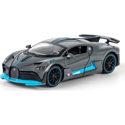 1:32 Bugatti Divo Alloy Diecast Car Model with Lights Soundis Function Glideable Toy Door Openable Table Ornament Collection