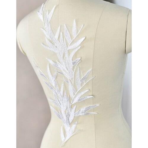 4 Pcs/Lot Bamboo leaf Embroidery lace patch flower fallen petals Wedding dress material veil handmade DIY clothing decorative
