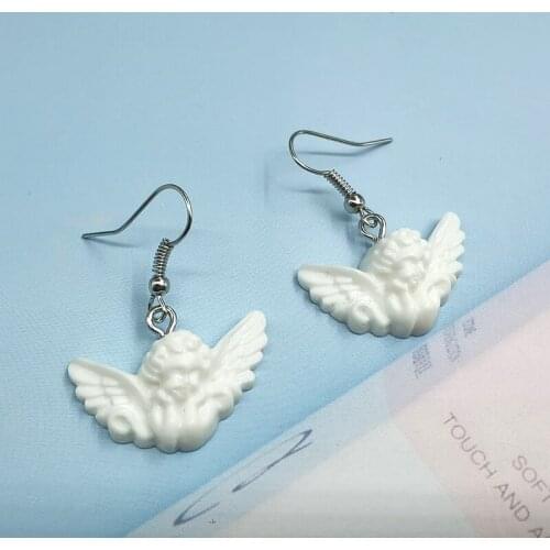 1Pair European Small White Angle Pendant Earrings for Girl Cute Small Earring Creative Christmas Earings Jewelry Crafts EP97