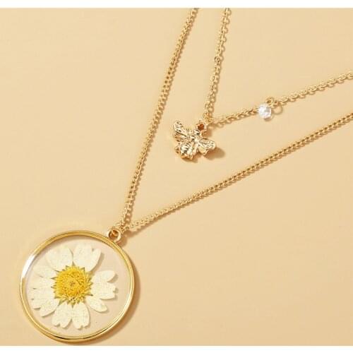 Double Layers Daisy Bee Pendant Necklace Dried Flower Resin Collar Lovely Tiny Honey Necklace for Women Girls Handmade Jewelry