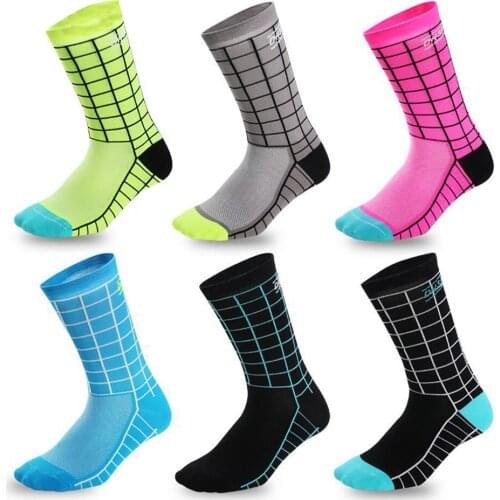 KoKossi Professional Sports Cycling Socks Moisture Wicking Materials Breathable Comfortable Anti-slip Non-deform Outdoor Running