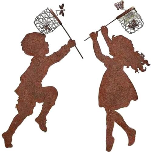 Iron Metal Handmade Boy Chasing Silhouette Yard Art Statue for Garden Home Decoration Lawn Decor Presents
