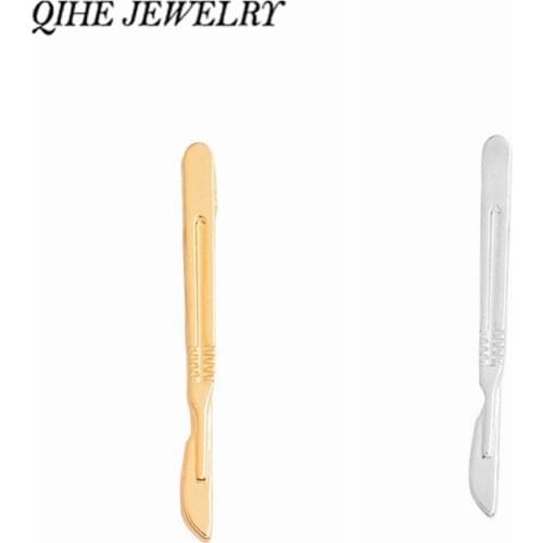 QIHE JEWELRY Scalpel Lapel pin Brooches Surgical Tools Anatomy Hospital Jewelry Doctor Medical student gifts