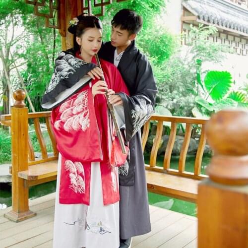 Free shipping traditional Chinese clothing autumn winter couple CP red and black wedding dress large sleeve coat couple suit