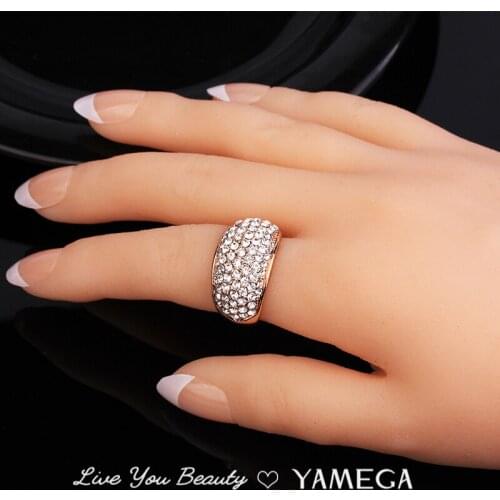 Metal Golden Ring Unique Fashion Jewelry Party Gifts Bling Bling Czech Rhinestone Rings For Women Girls Perfect Quality