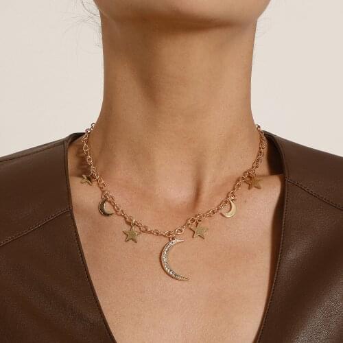 Rhinestone Moon Pendant Necklace for Women Gold Color Alloy Stars Clavicle Chain Short Necklaces 2021 Fashion Jewelry New