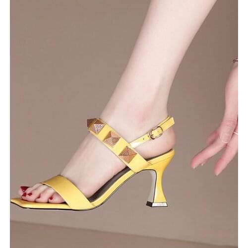 Ochanmeb Size 33-43 Women Shiny Real Cow Leather Sandals Hand Made High Quality Punk Rock Rivets Studded Sandal Summer Shoes New